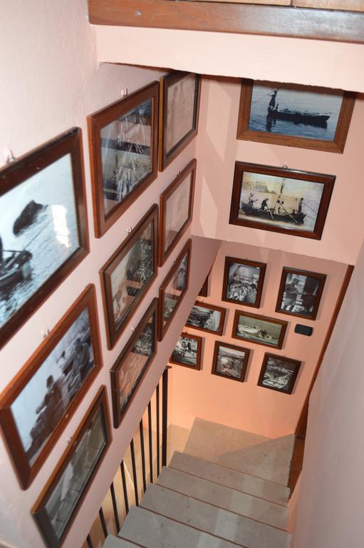 シッラ Le Piccole Grotte Bed & Breakfast エクステリア 写真