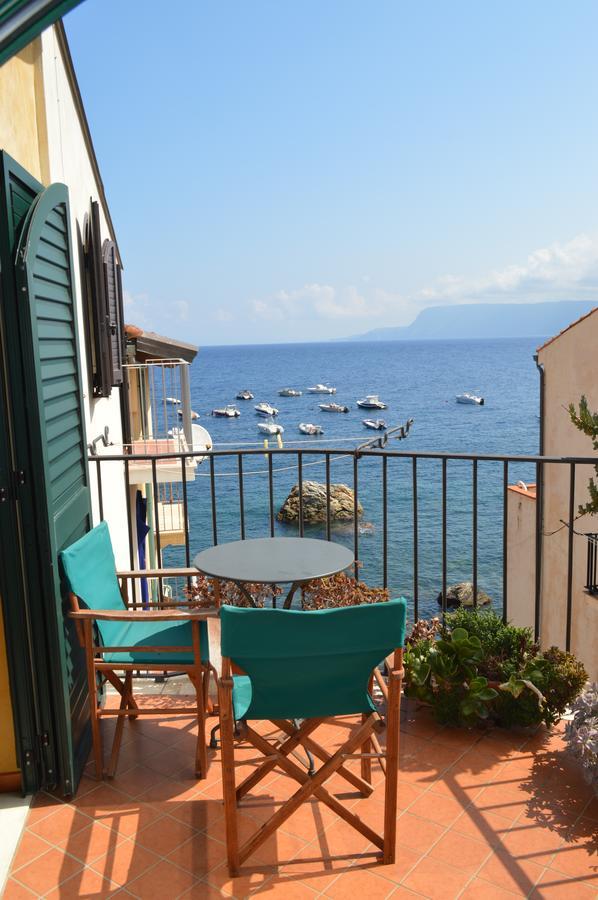 シッラ Le Piccole Grotte Bed & Breakfast エクステリア 写真