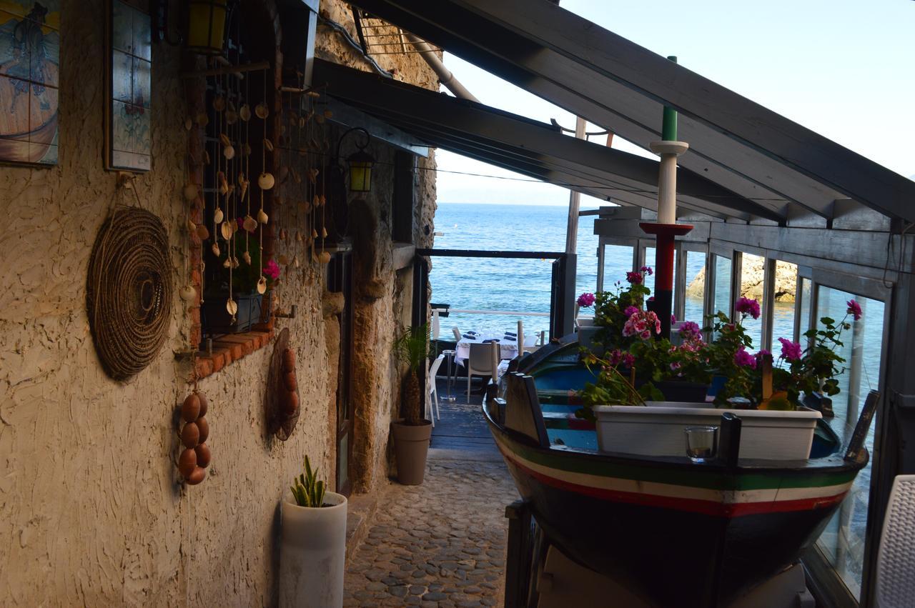 シッラ Le Piccole Grotte Bed & Breakfast エクステリア 写真