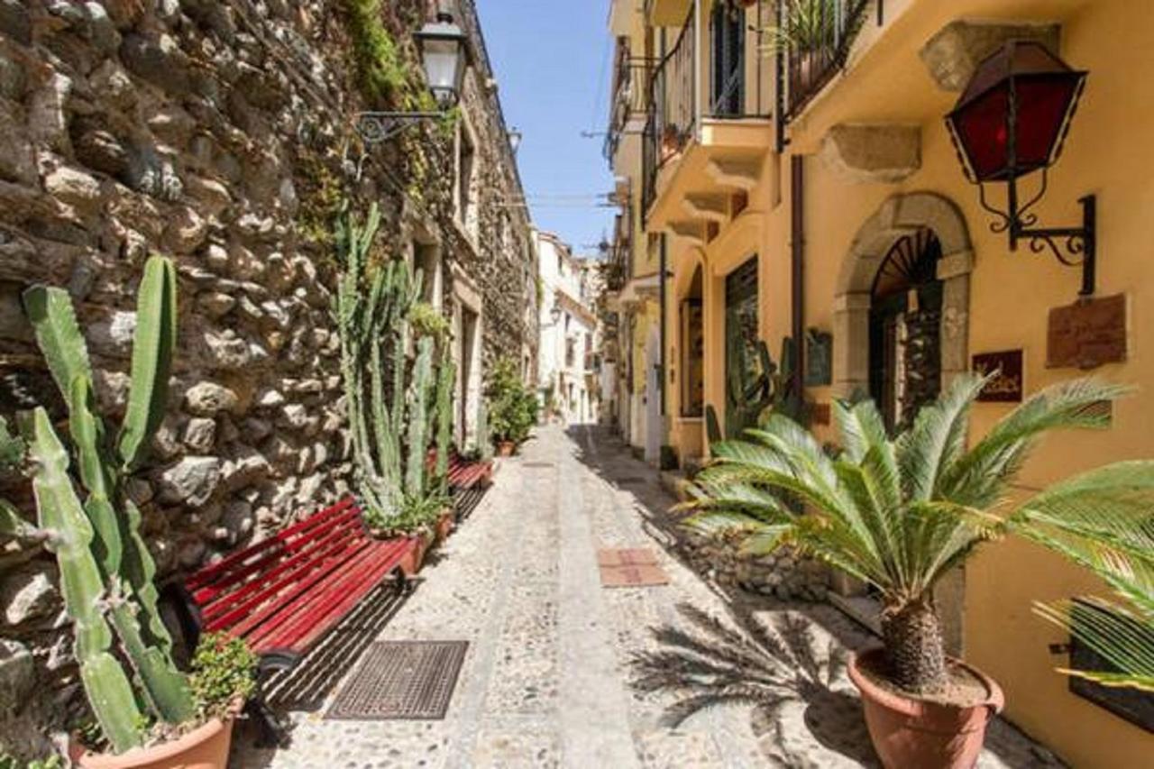 シッラ Le Piccole Grotte Bed & Breakfast エクステリア 写真