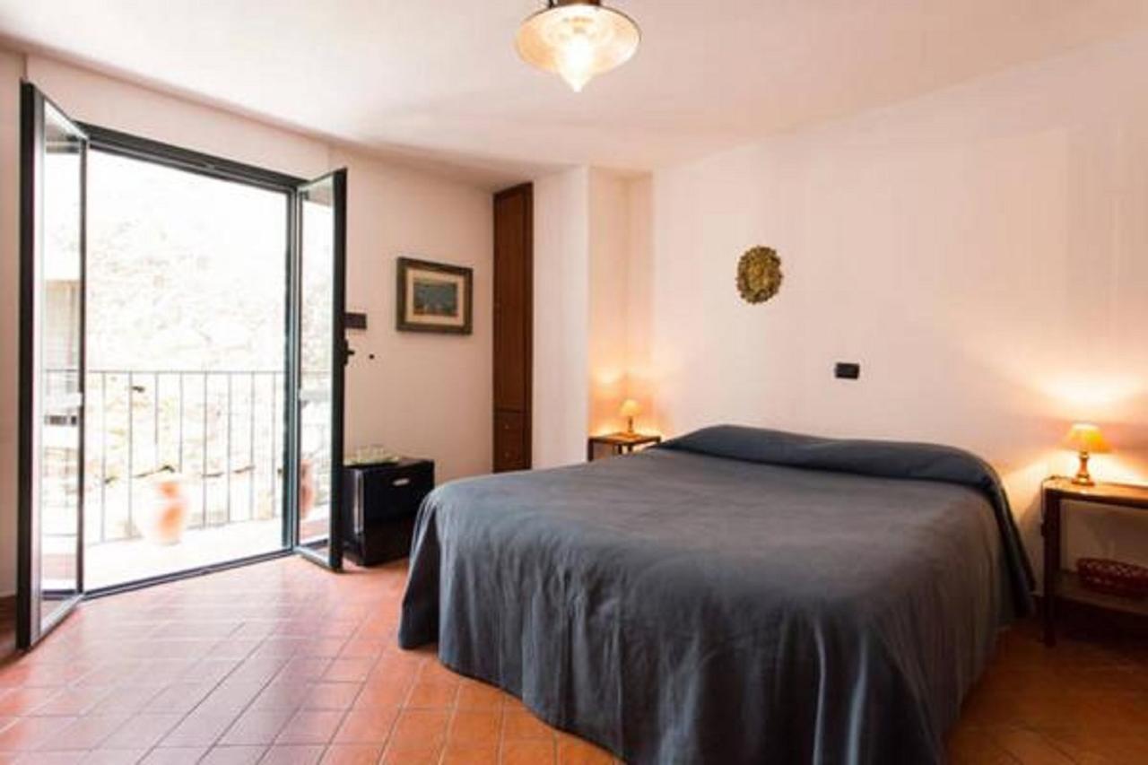 シッラ Le Piccole Grotte Bed & Breakfast エクステリア 写真
